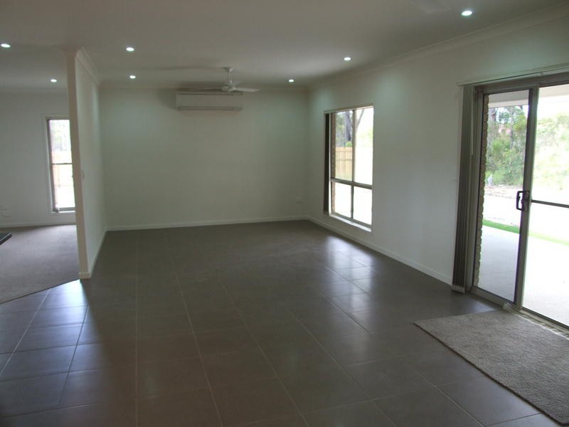 18 Kingsbarn Drive, Wondunna QLD 4655