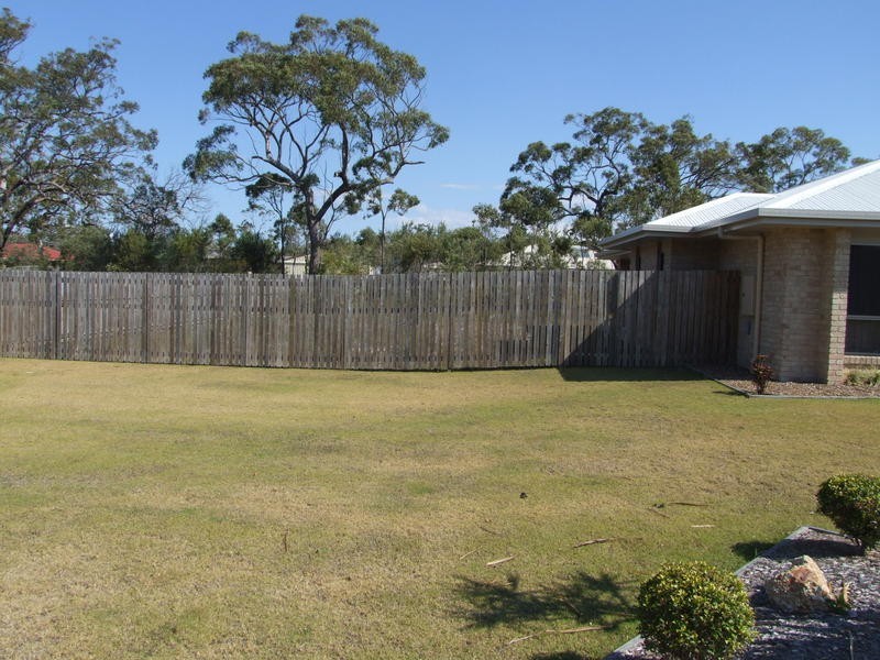 18 Kingsbarn Drive, Wondunna QLD 4655