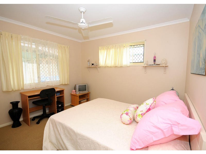 8 Maryborough Hervey Bay Rd, Urraween QLD 4655