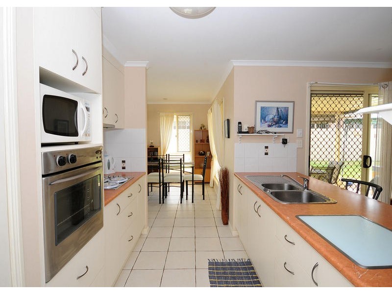 8 Maryborough Hervey Bay Rd, Urraween QLD 4655