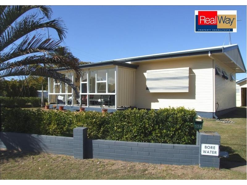 125 Cypress St, Torquay QLD 4655
