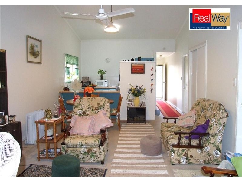 14/ 222 Torquay Tce, Torquay QLD 4655