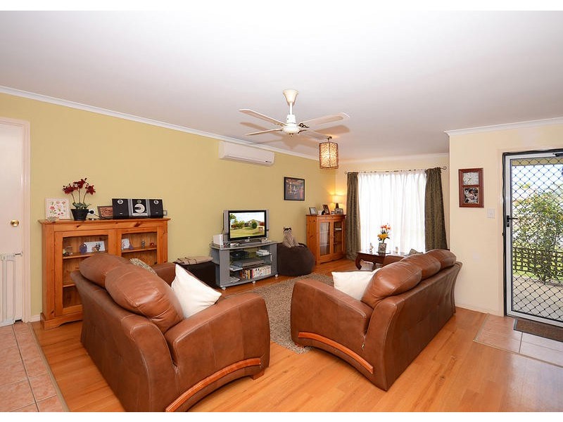 6 Kookaburra Drive, Eli Waters QLD 4655