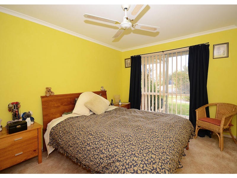 6 Kookaburra Drive, Eli Waters QLD 4655