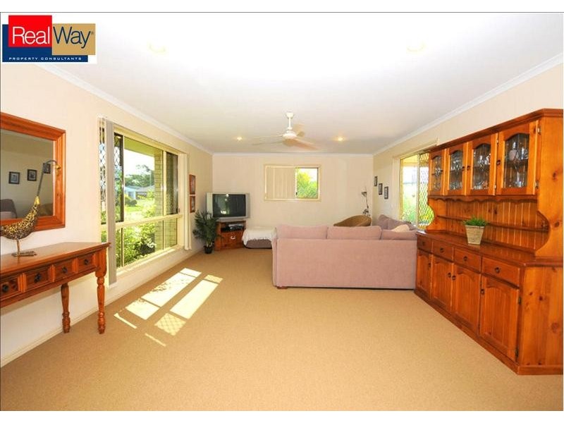 36 Rosewood Avenue, Wondunna QLD 4655