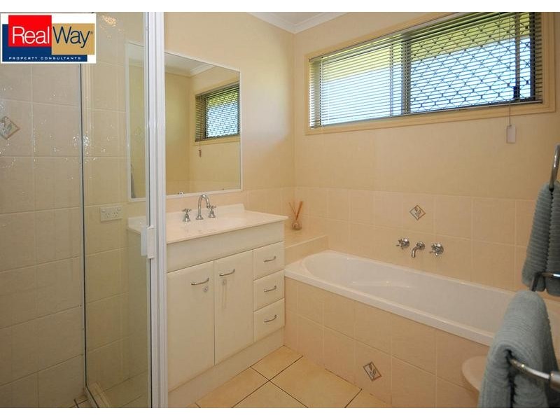 36 Rosewood Avenue, Wondunna QLD 4655