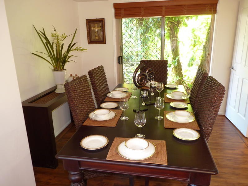 4 Hoberg Ct, Kawungan QLD 4655