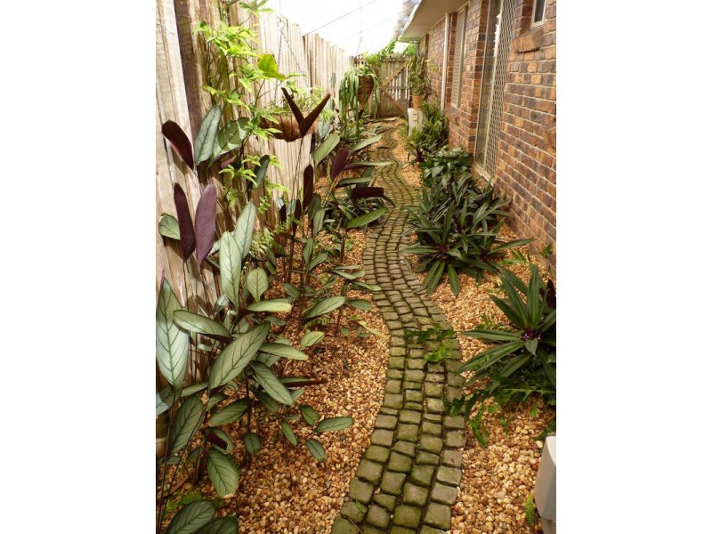 4 Hoberg Ct, Kawungan QLD 4655