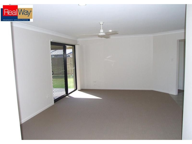 53 Endeavour Way, Eli Waters QLD 4655
