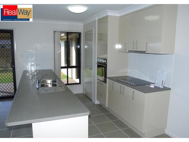 53 Endeavour Way, Eli Waters QLD 4655