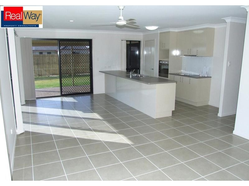 53 Endeavour Way, Eli Waters QLD 4655