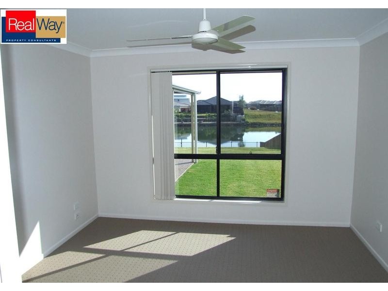 53 Endeavour Way, Eli Waters QLD 4655