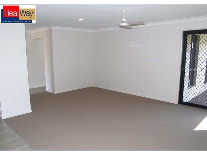 53 Endeavour Way, Eli Waters QLD 4655