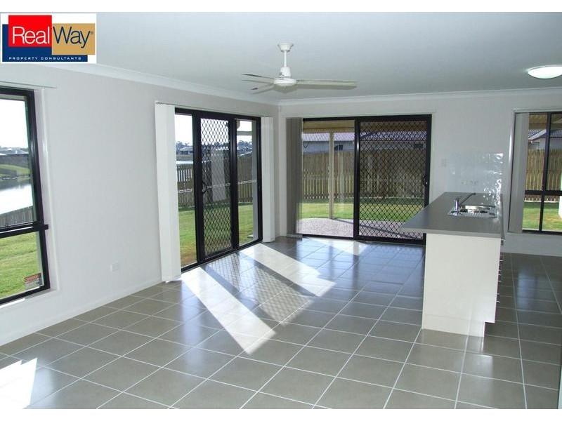 53 Endeavour Way, Eli Waters QLD 4655