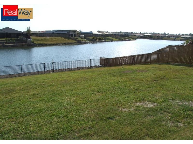 53 Endeavour Way, Eli Waters QLD 4655