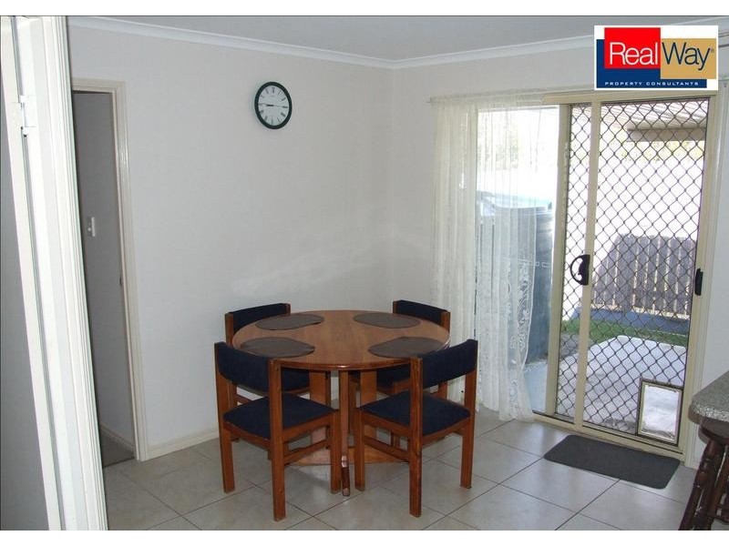 4 Isis Crt, Eli Waters QLD 4655