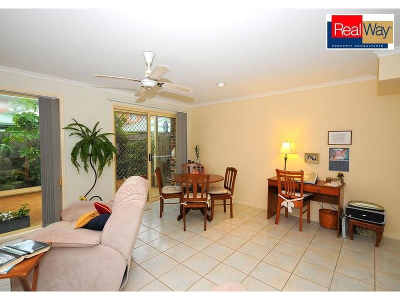 3/ 21 Zephyr St, Scarness QLD 4655