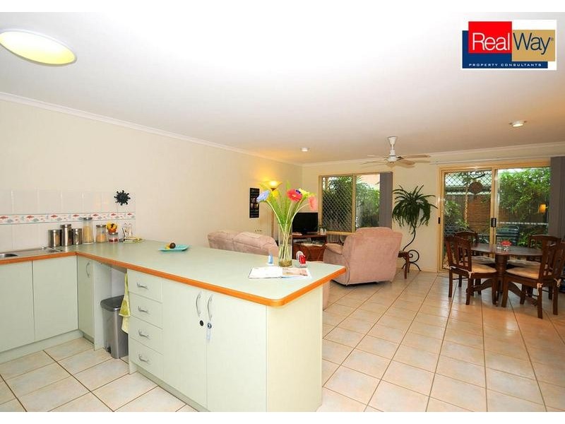 3/ 21 Zephyr St, Scarness QLD 4655