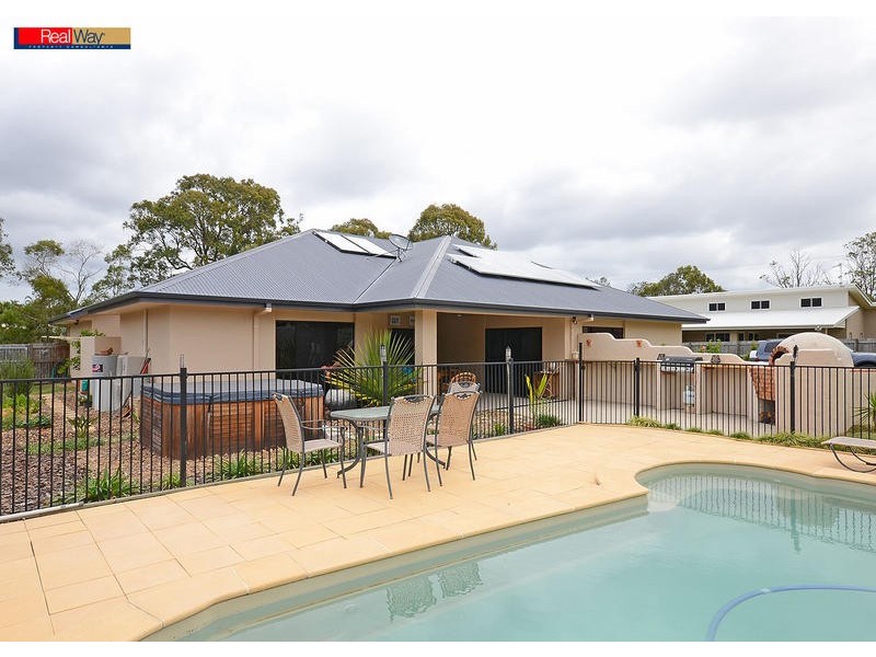 Lot2/32-34 Hughes Rd, Urangan QLD 4655