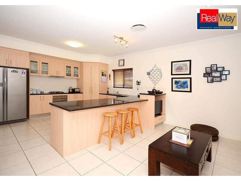 Lot2/32-34 Hughes Rd, Urangan QLD 4655