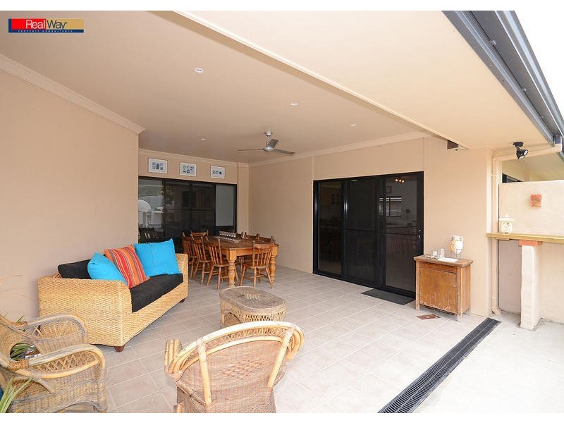 Lot2/32-34 Hughes Rd, Urangan QLD 4655