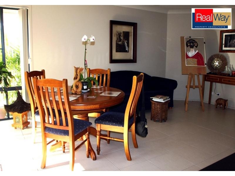 13 Magellan Cct, Urraween QLD 4655