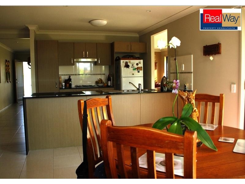 13 Magellan Cct, Urraween QLD 4655