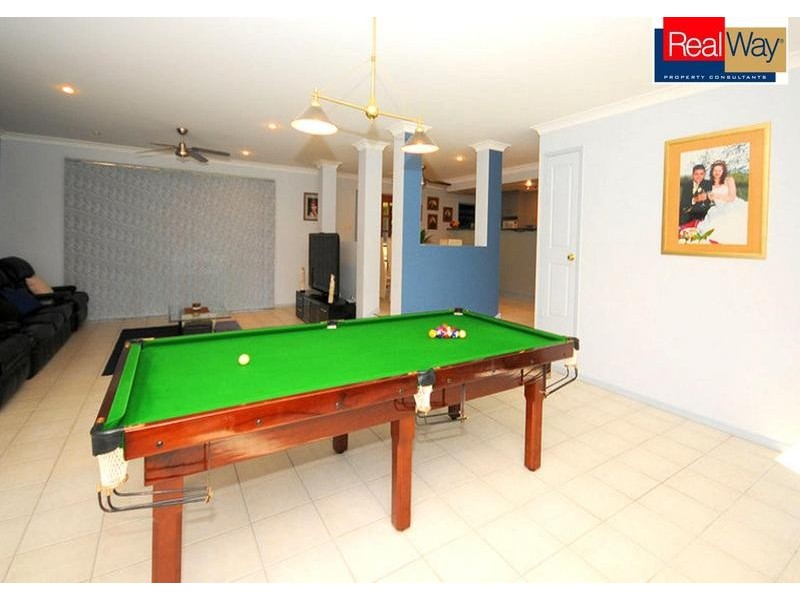 2 Waigani Ave, Kawungan QLD 4655