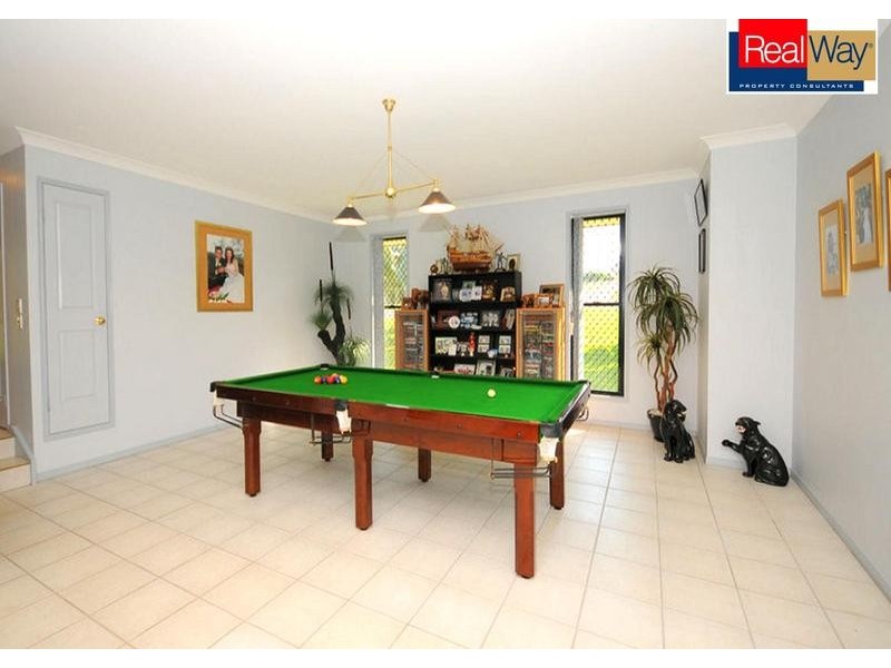 2 Waigani Ave, Kawungan QLD 4655