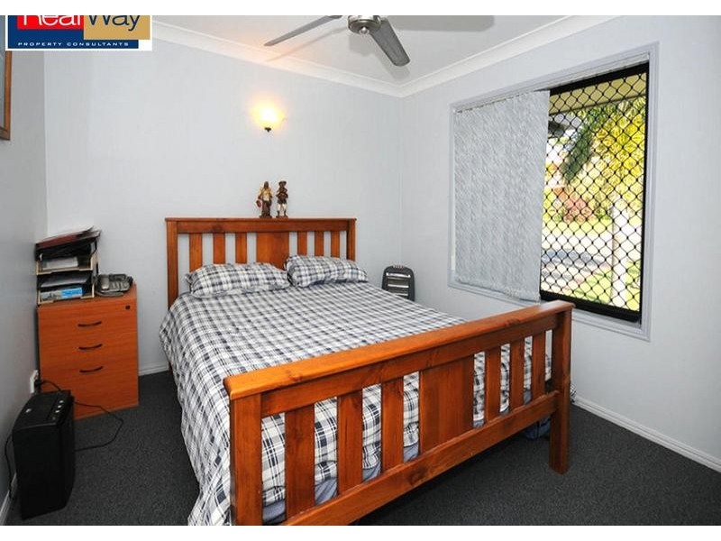 2 Waigani Ave, Kawungan QLD 4655