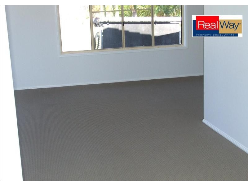 5 Hoberg Crt, Kawungan QLD 4655