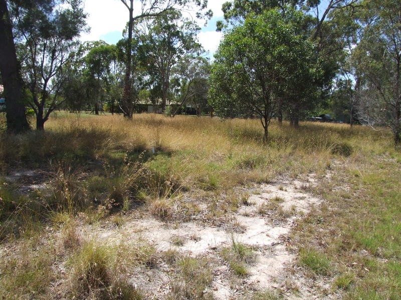 43 Ladbroke Cr, Urangan QLD 4655