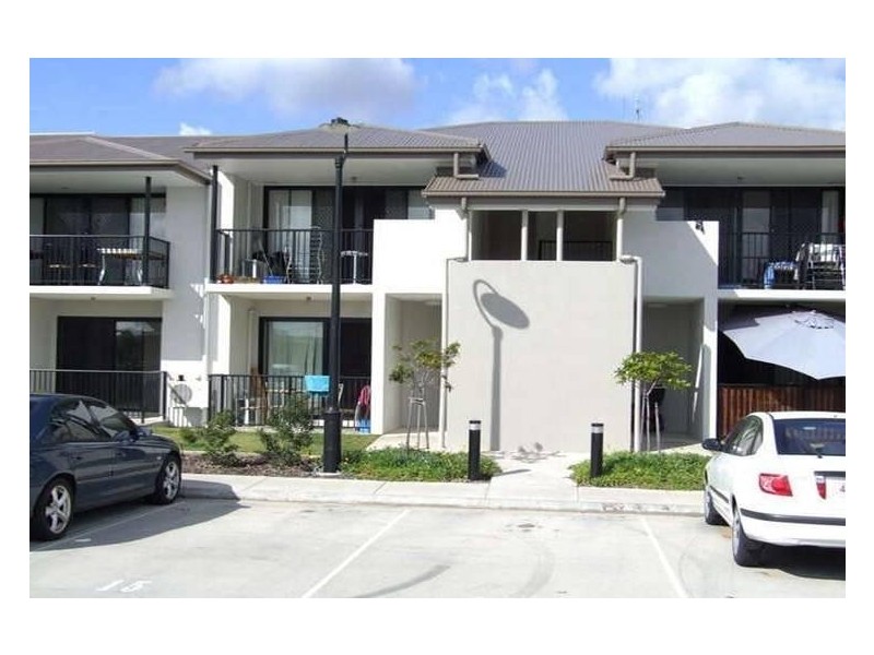 8/ 70 Main St, Pialba QLD 4655