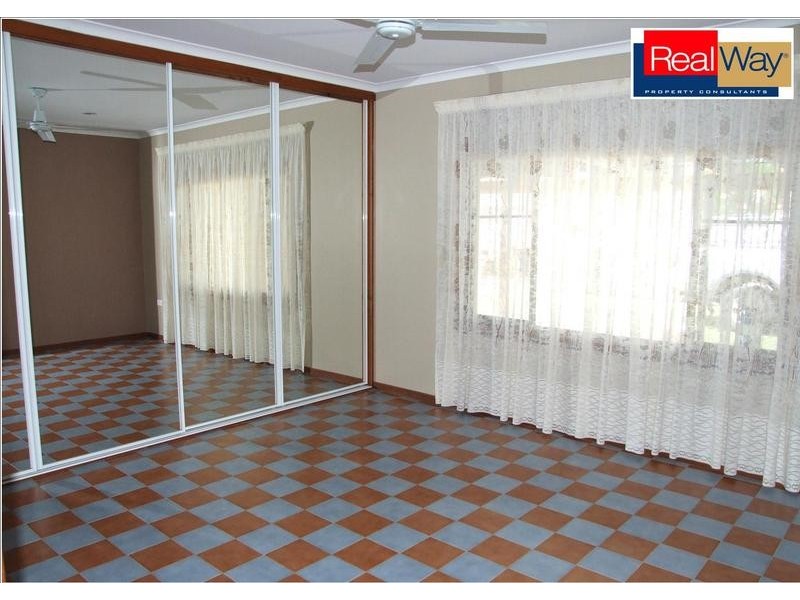 14 Galatea St, Point Vernon QLD 4655