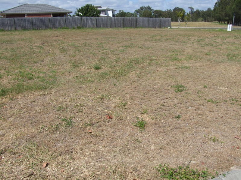 2 Coles Ct, Toogoom QLD 4655