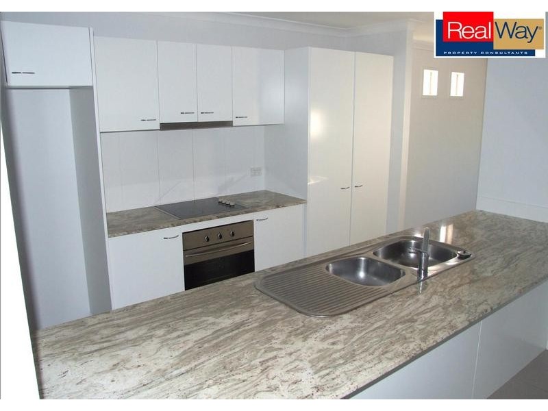 8 Beach Walk Ct, Toogoom QLD 4655