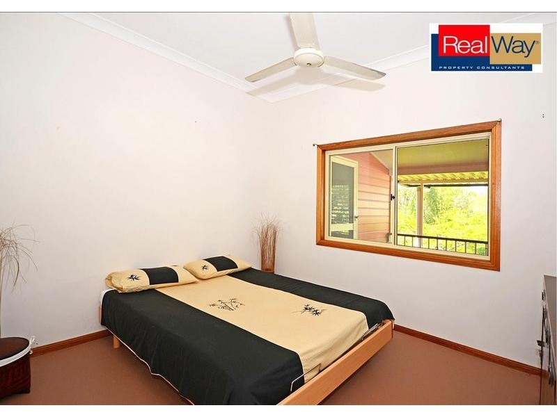 14 Layde Crt, Urangan QLD 4655