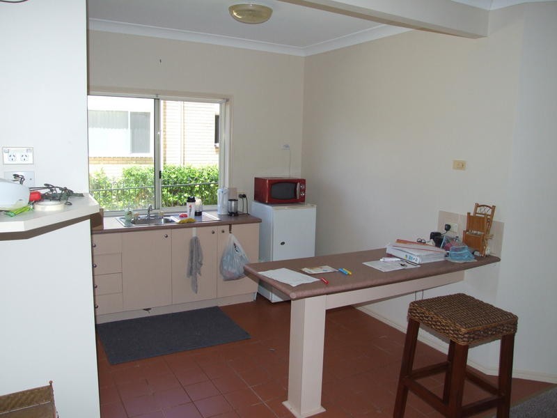 99 Esplanade, Point Vernon QLD 4655