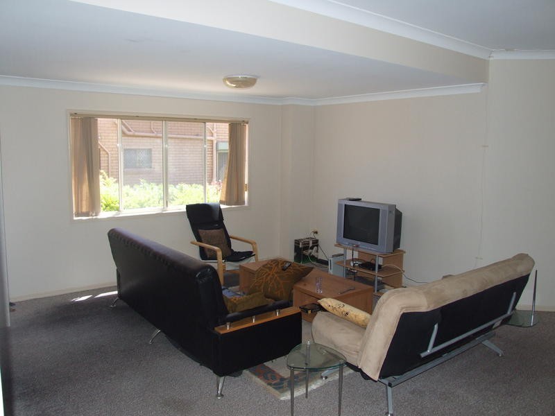 99 Esplanade, Point Vernon QLD 4655