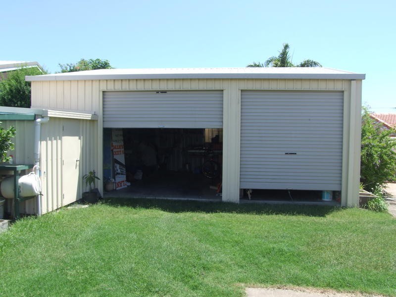 99 Esplanade, Point Vernon QLD 4655