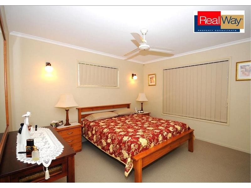 110 Corser St, Point Vernon QLD 4655