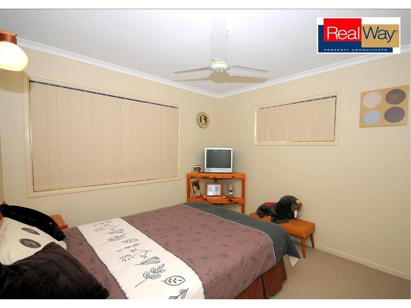 110 Corser St, Point Vernon QLD 4655