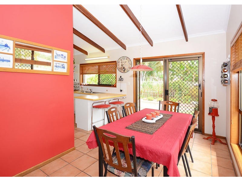 21 Alexander Street, Torquay QLD 4655