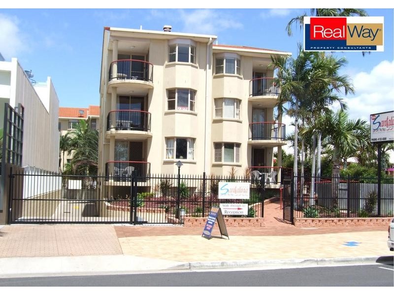 12/ 566 Charlton Esplanade, Urangan QLD 4655