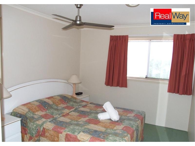12/ 566 Charlton Esplanade, Urangan QLD 4655