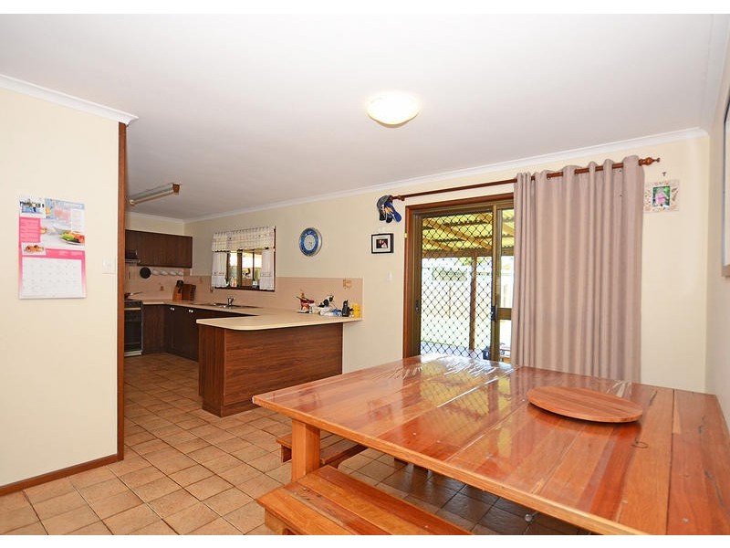 35 Old Maryborough Rd, Pialba QLD 4655