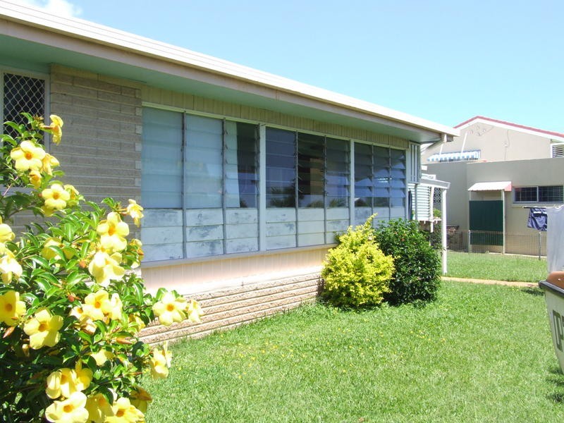 184 Long St, Point Vernon QLD 4655