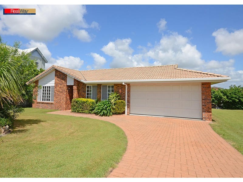 5 Awinya Ct, Urraween QLD 4655