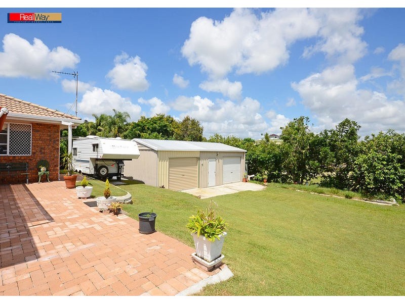 5 Awinya Ct, Urraween QLD 4655