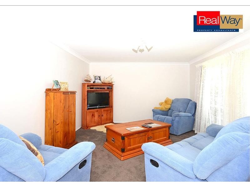 5 Awinya Ct, Urraween QLD 4655